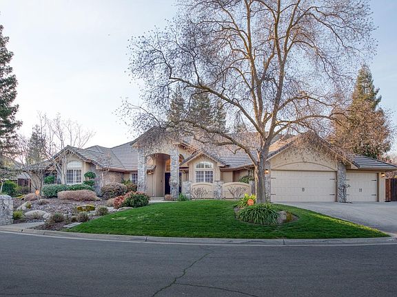 4th image of 9685 N Avon Ct