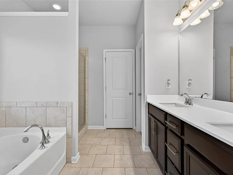 2168 Lakeview Bend Way — Photo 25