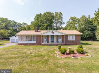 14917 Leetown Rd, Kearneysville, WV 25430