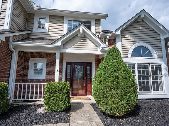 3rd image of 10182 Seagrave Dr