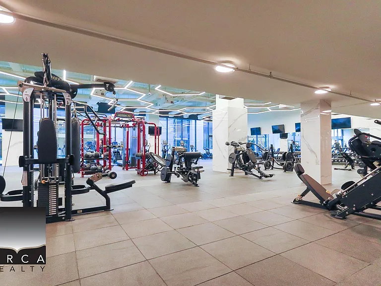 4168 Lougheed Hwy #1804 — Photo 32