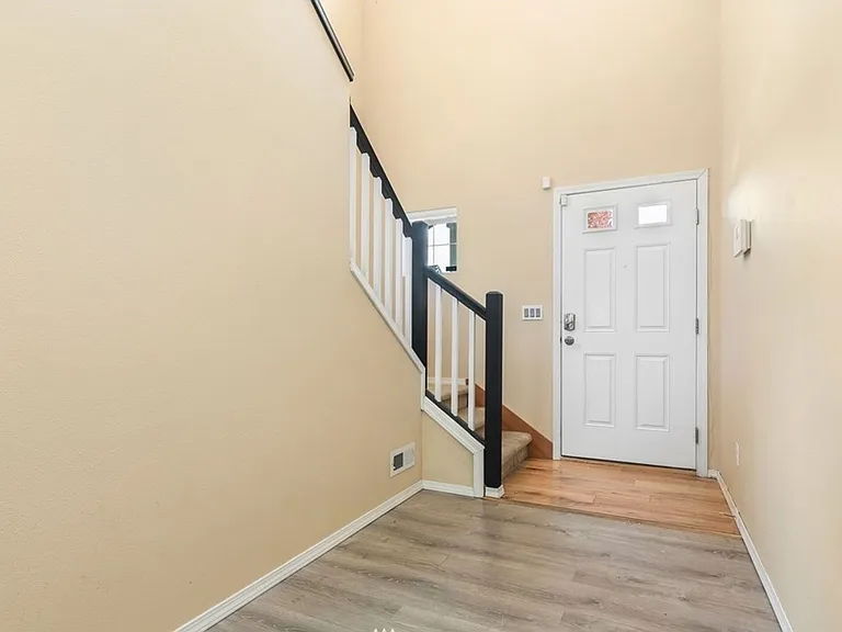 6887 41st St E — Photo 10