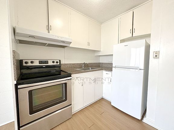 5th image of 733 Pensacola St APT 7