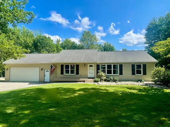 430 E Allen Rd, Howell, MI 48855