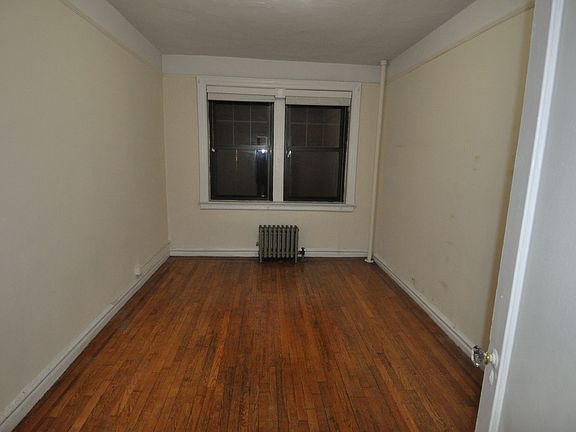 2nd image of 138 W 4th St APT 3A