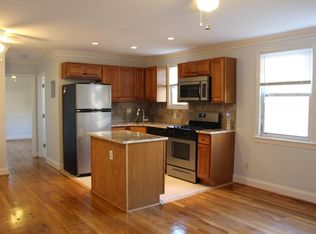 727 N Oakland St APT 8, Arlington, VA 22203