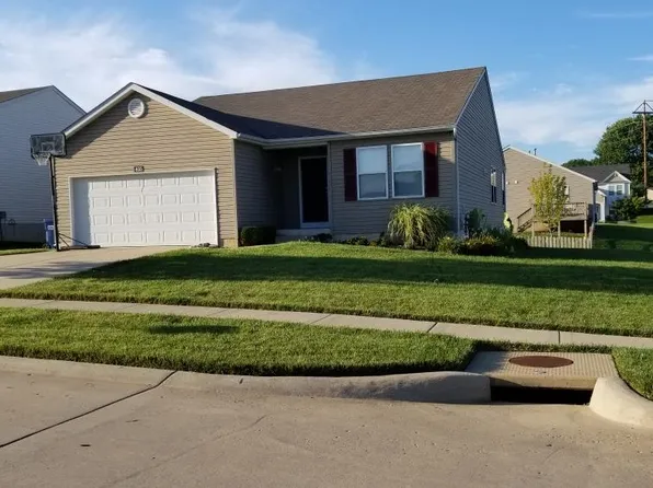 633 Hunt Run Dr, O'Fallon, MO 63366