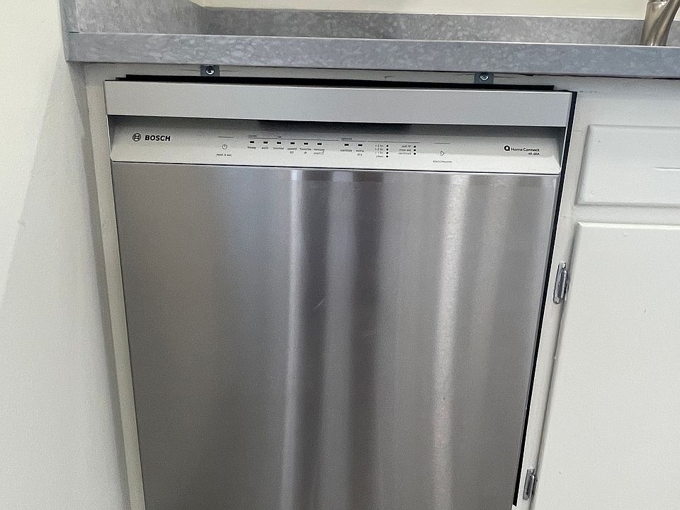 New quiet Bosch dishwasher