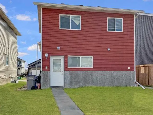 9422 88th St #A, Grande Prairie, AB T8X 0H2