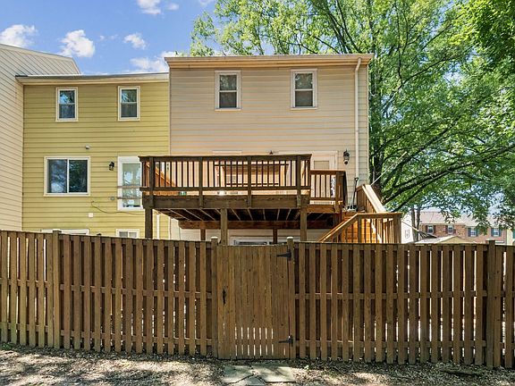 5th image of 8358 Stationhouse Ct