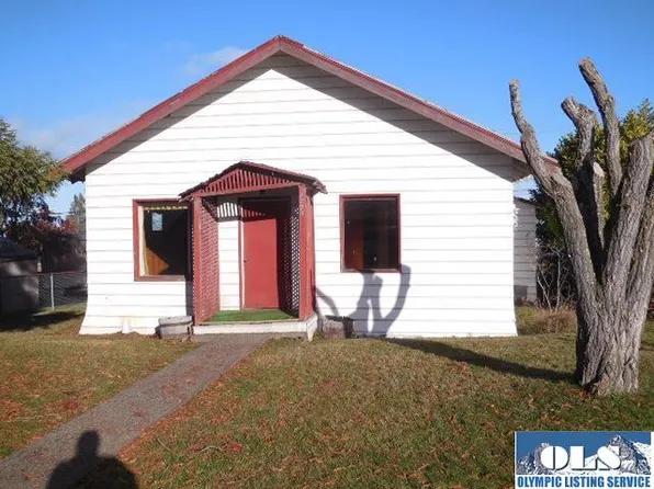 1705 W 6th St, Port Angeles, WA 98363