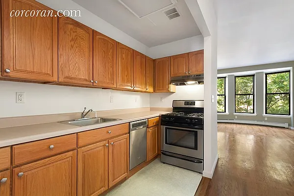 Rented by Corcoran | media 53