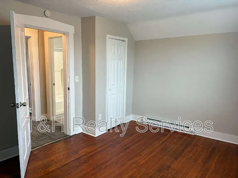 1258 E Naomi St — Photo 21