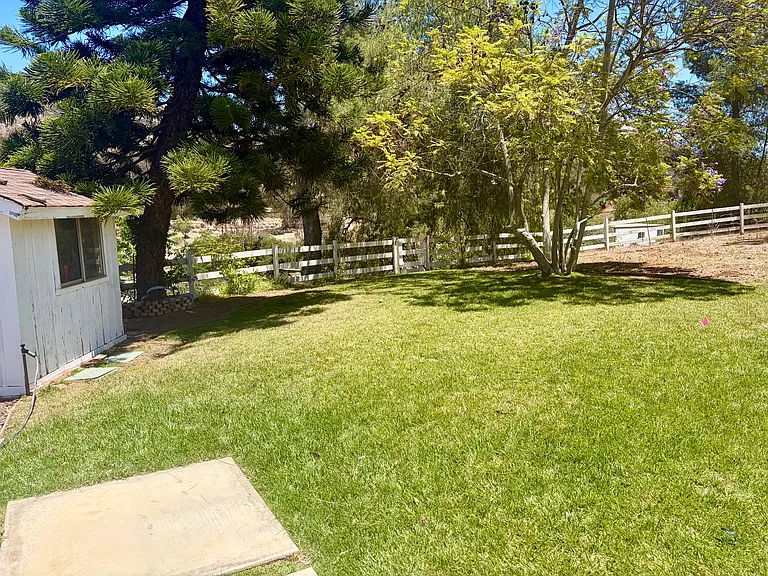 3427 N Twin Oaks Valley Rd — Photo 5