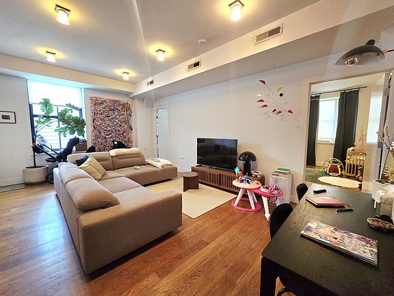 4th image of 184 Joralemon St #7F