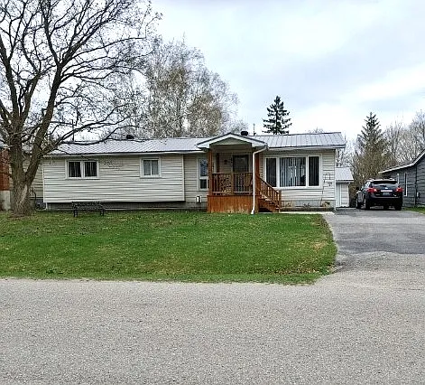 432 Jamieson Dr #1 — Photo 2