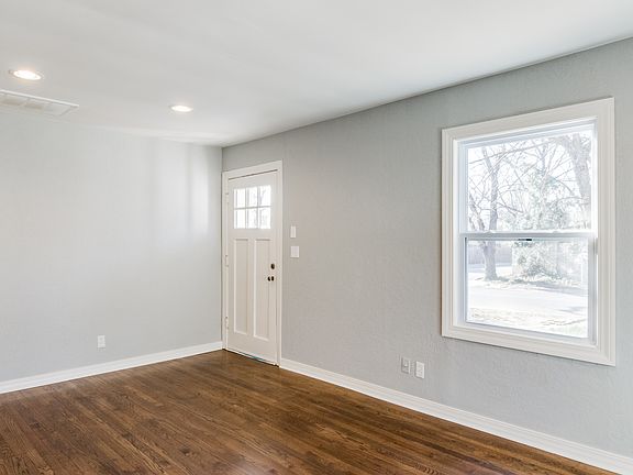 4th image of 901 W Eufaula St