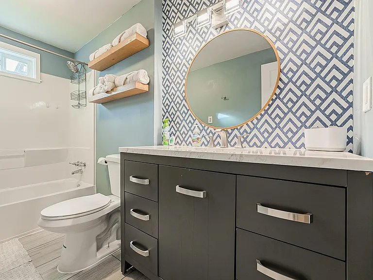 8419 Quinault Dr NE — Photo 12