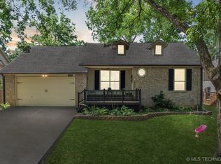 9724 E 166th St S, Bixby, OK 74008