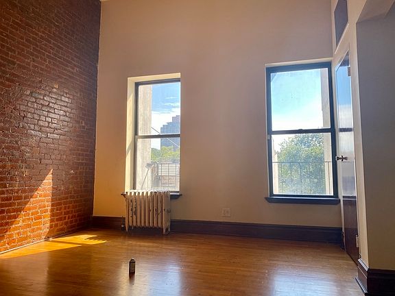 4th image of 28-30 125th St #4EE