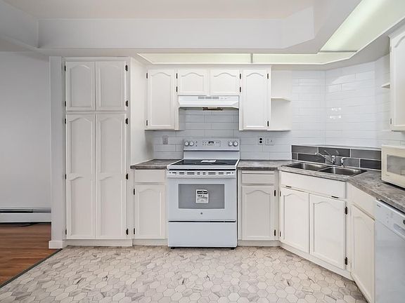 3rd image of 31930 Old Yale Rd #215