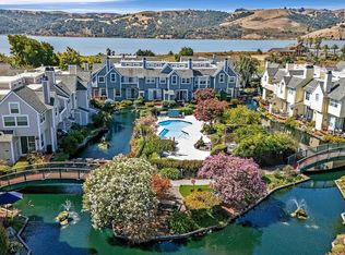 332 Marina Village Way, Benicia, CA 94510