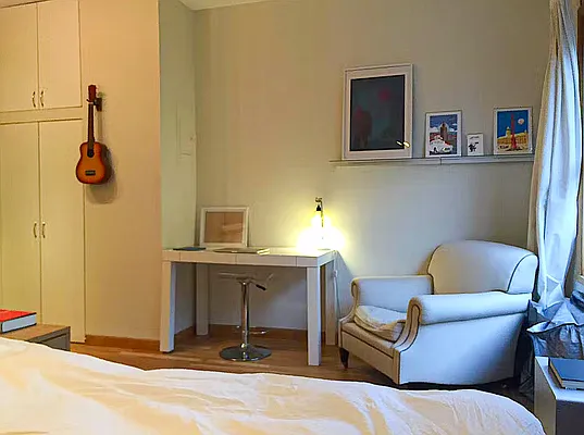 Rented by Sidewalk Realty LLC | media 5