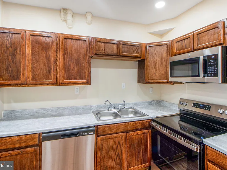 2231 Orem Ave — Photo 7
