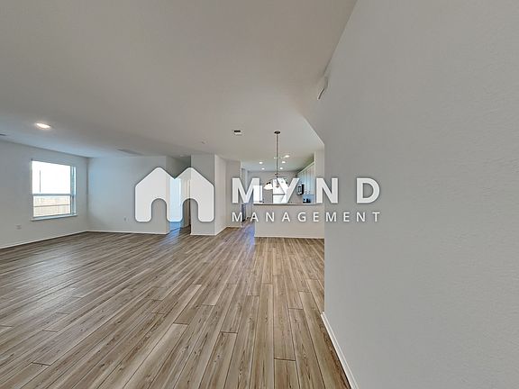 3rd image of 10206 Buckskin Horse Way