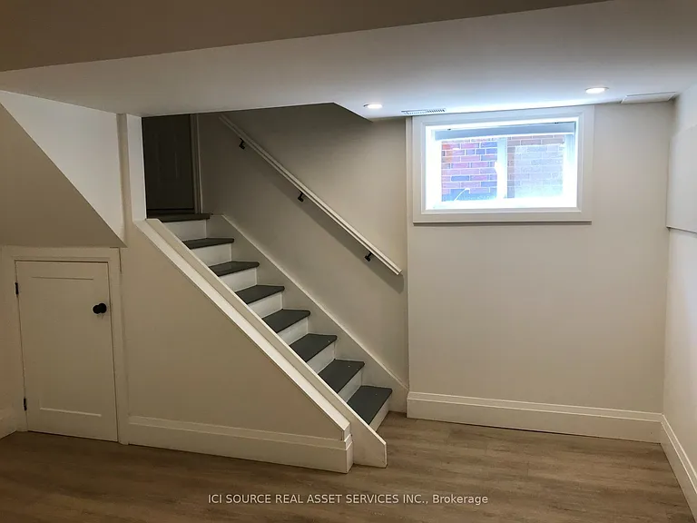 69 Paulart Dr #LOWER LEVEL — Photo 3