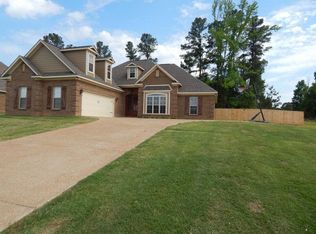 1232 Westbrook Dr, Oxford, MS 38655