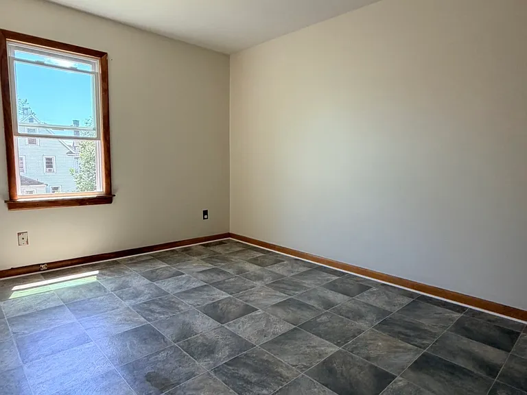 145 Crowley Ave #4 — Photo 6