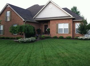 1010 Matheus Dr, Murfreesboro, TN 37128