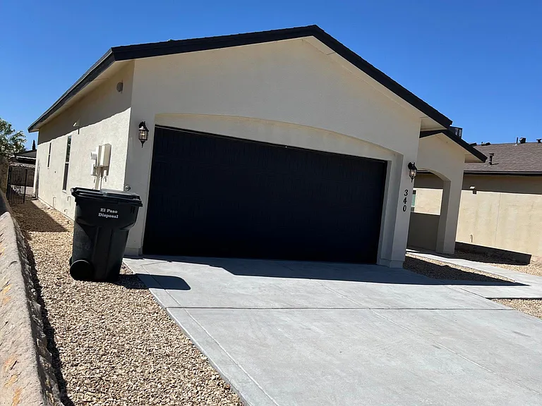 340 Isaias Ave — Photo 2