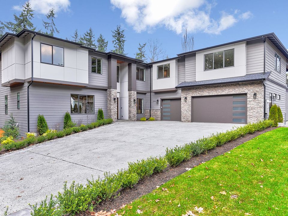 1st image of 3204 116th Ave NE