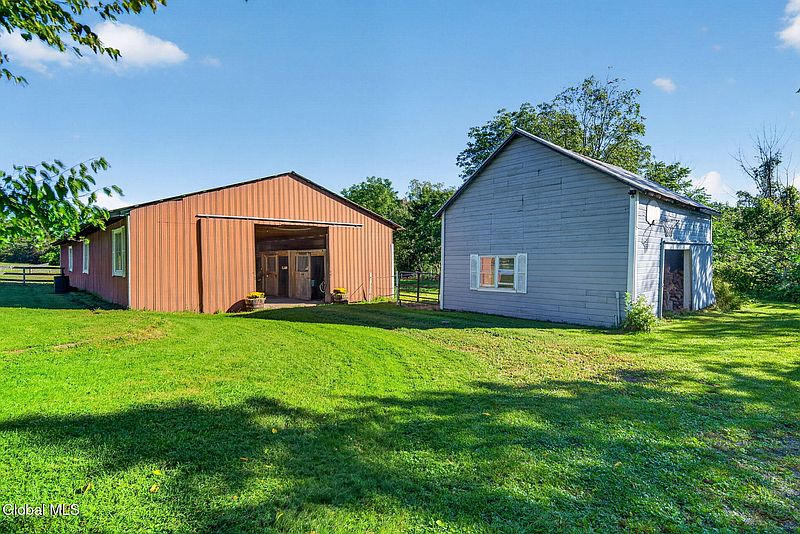 5th image of 431 Ridge Road
