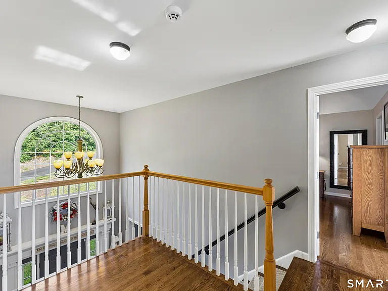 181 Martha Way — Photo 21