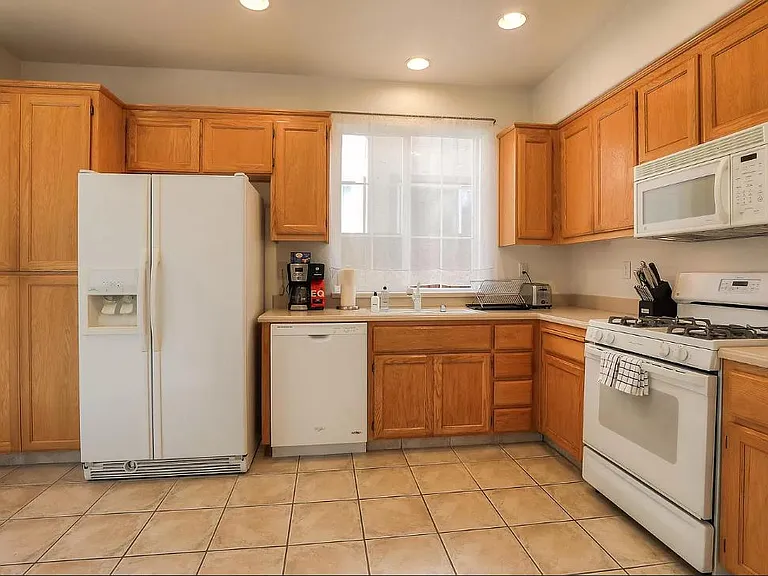 2171 Kingsbury Cir — Photo 34