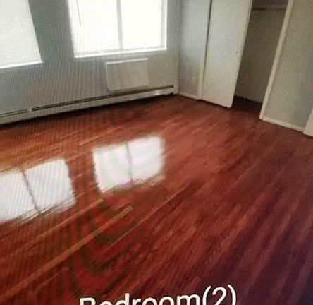2nd image of 5835 Utopia Pkwy #2
