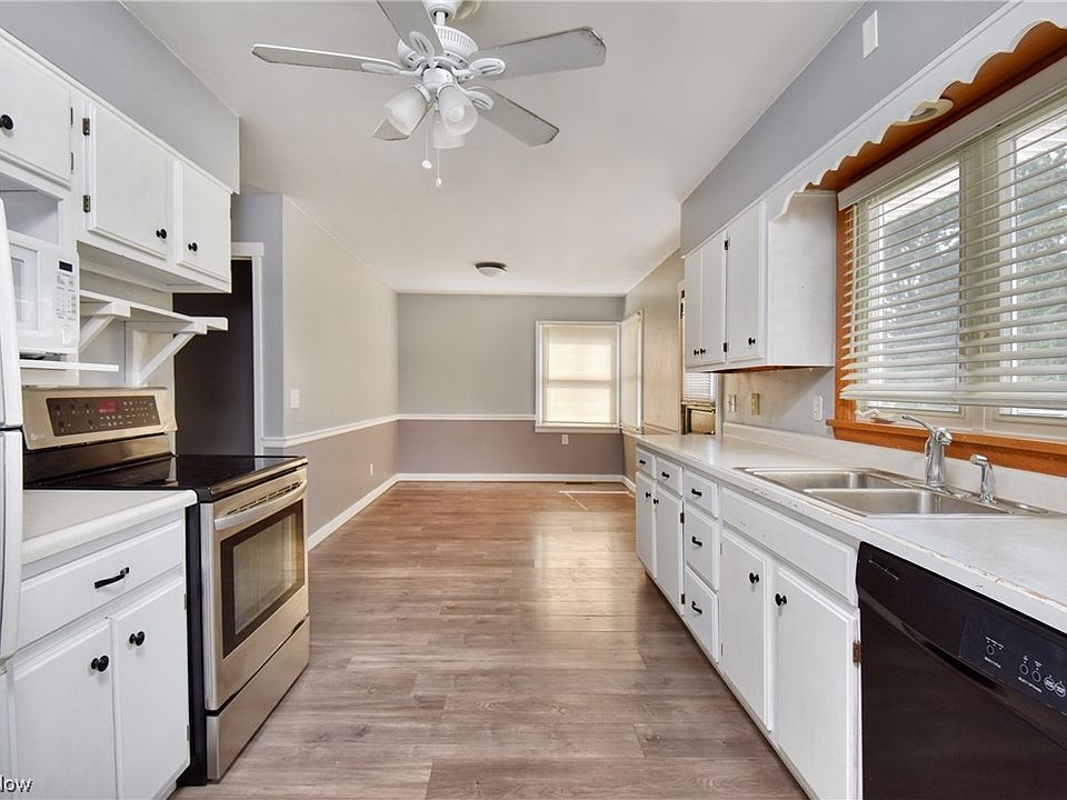 1834 Southeast Blvd, Salem, OH 44460 Zillow