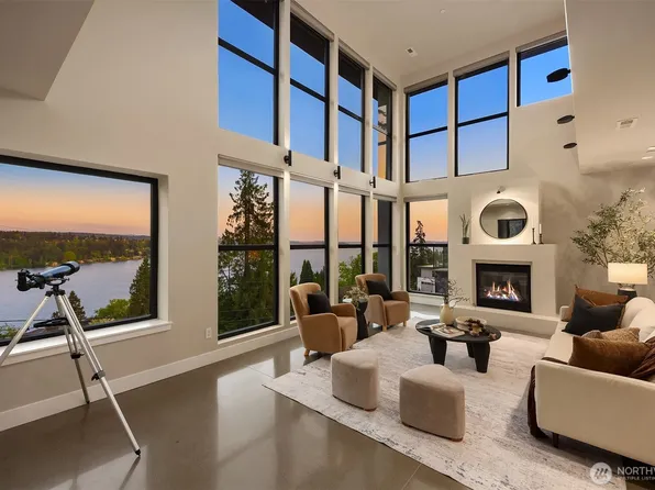 8902 NE 117th Place, Kirkland, WA 98034