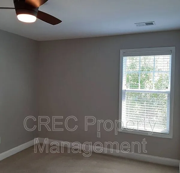 3639 Bagley Dr — Photo 18