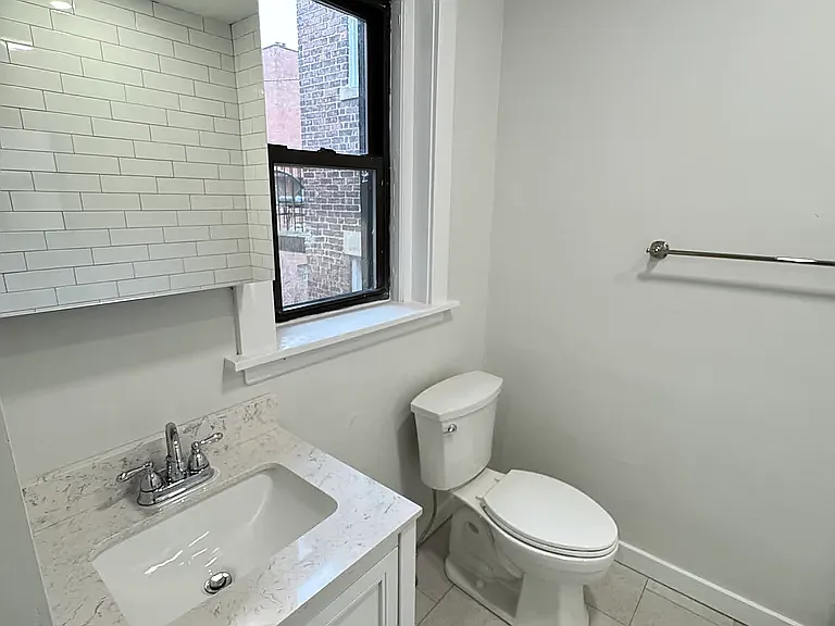 1464 Commonwealth Ave #3