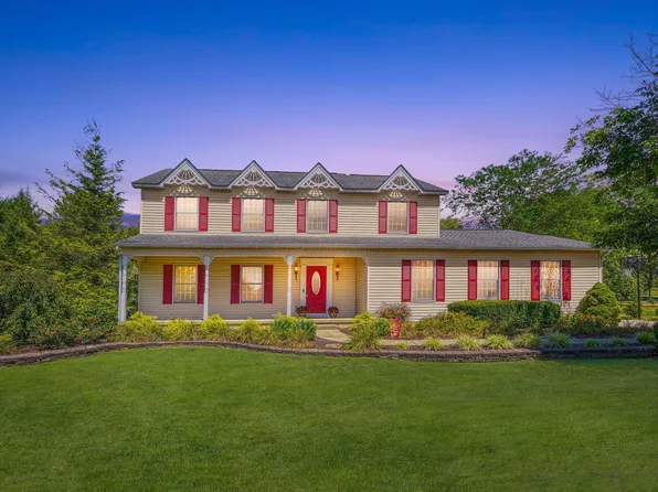 1252 E Slate Ridge Dr NW, Canal Winchester, OH 43110