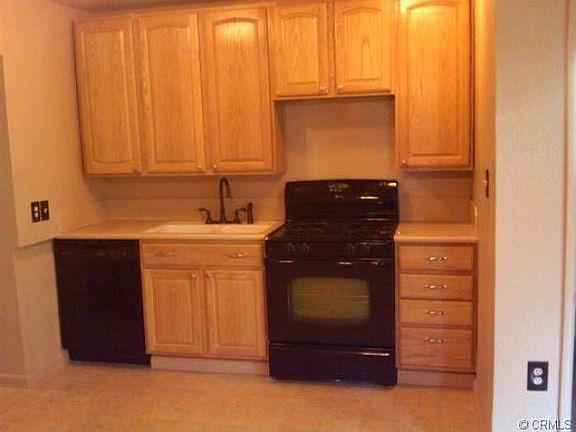 2nd image of 31260 Knoll Dr