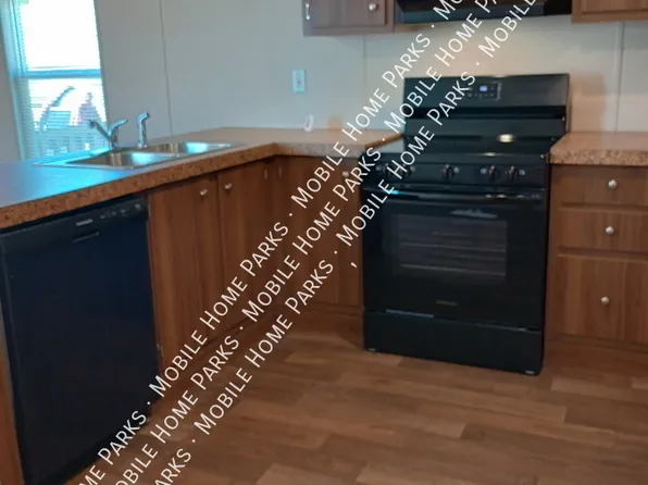 1436 Maple St, Aberdeen, OH 45101