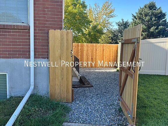 5th image of 5941 W Cardington Cir #B