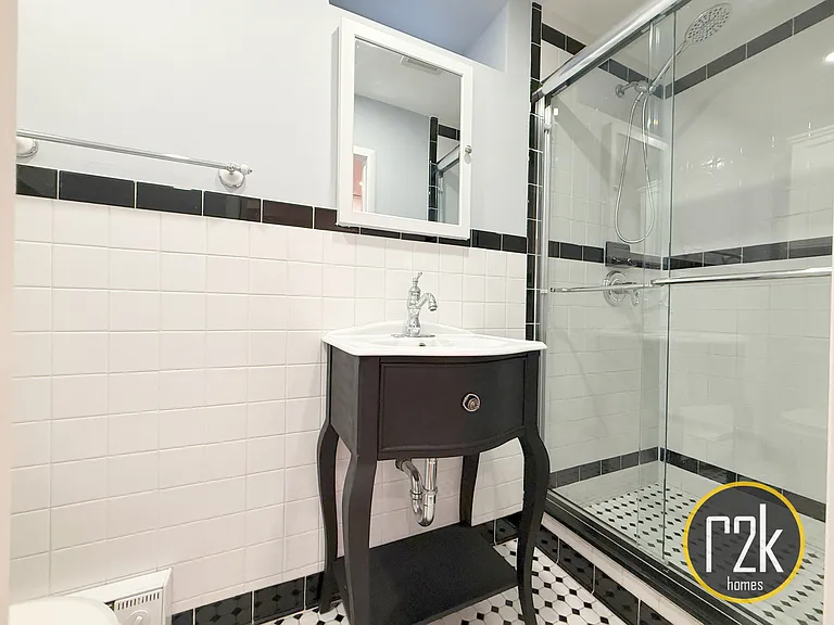 23-72 24th St #1C — Photo 20