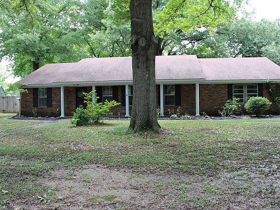 2nd image of 150 Forrest Dr