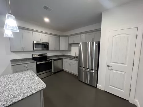 Apartment Living close to Shaw AFB! Photo 1